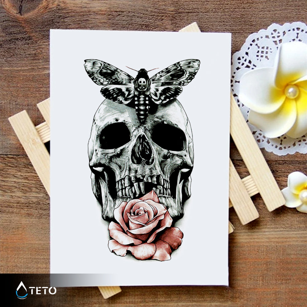 Totenschädel mit Rose und Schmetterling - TETO Temporäre Tattoos