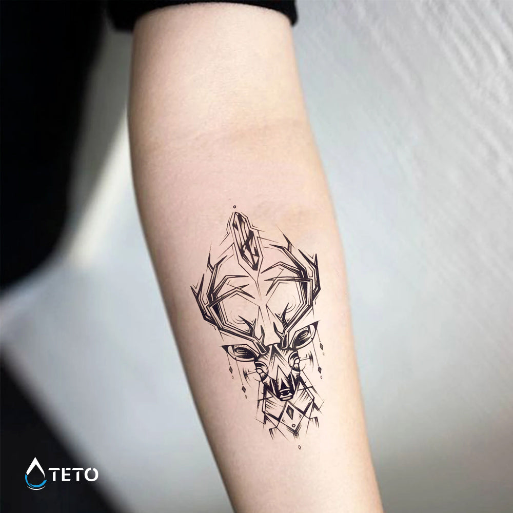 Geometrischer Hirsch - TETO Temporäre Tattoos