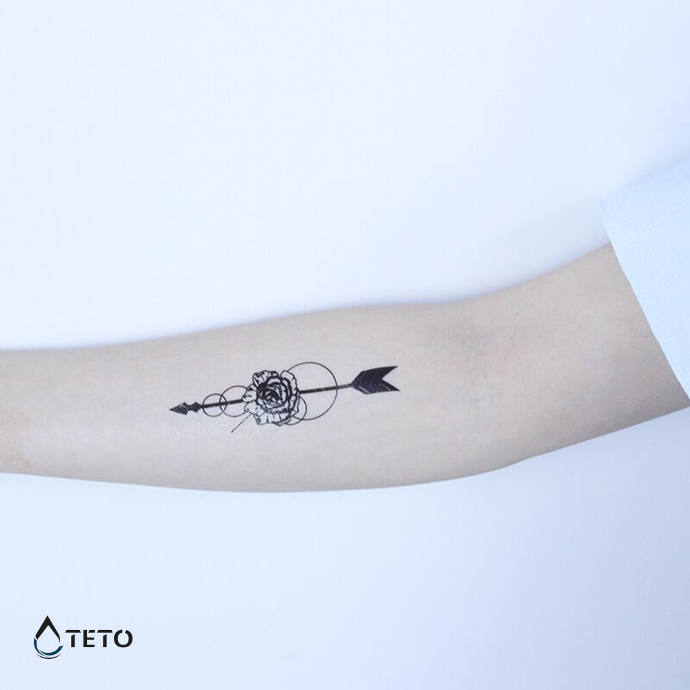 Pfeile mit Blumen - Set - TETO Temporäre Tattoos